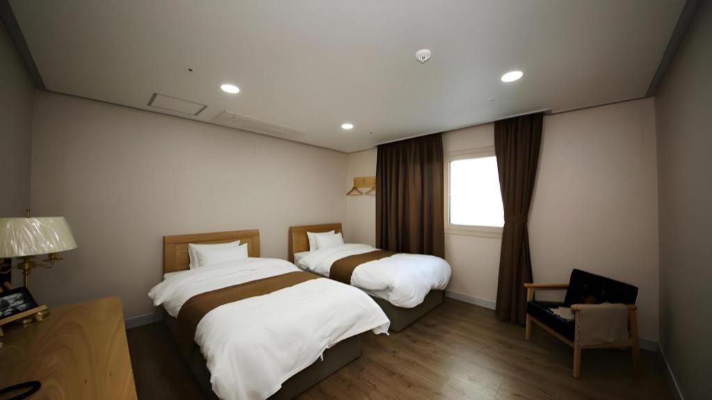 Hotel Aroha Jeju Согвіпо Екстер'єр фото