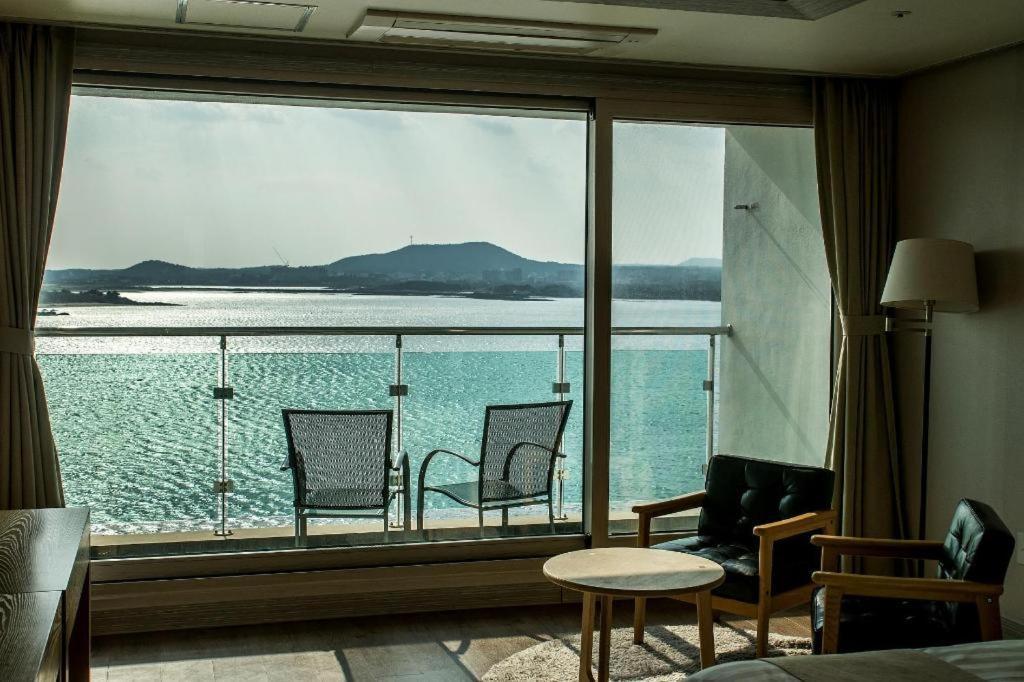 Hotel Aroha Jeju Согвіпо Екстер'єр фото