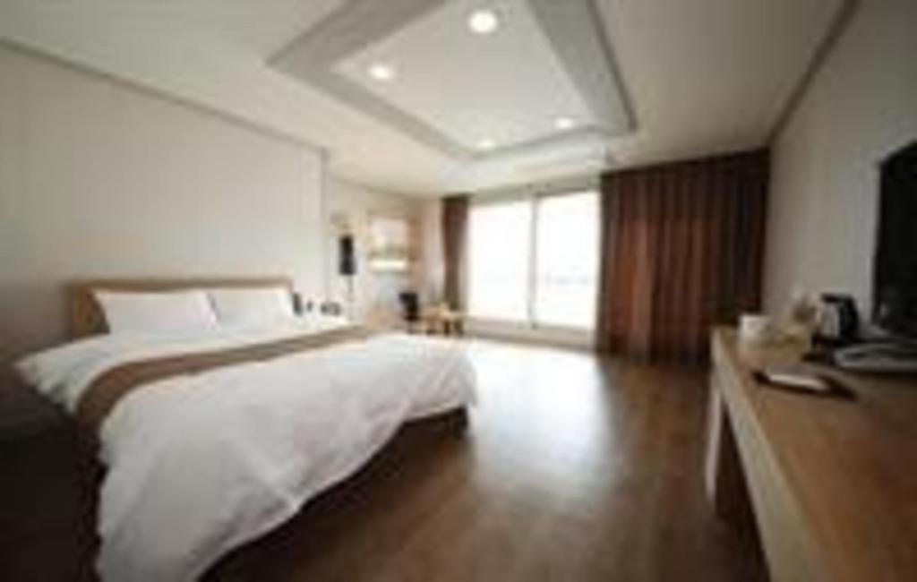 Hotel Aroha Jeju Согвіпо Екстер'єр фото