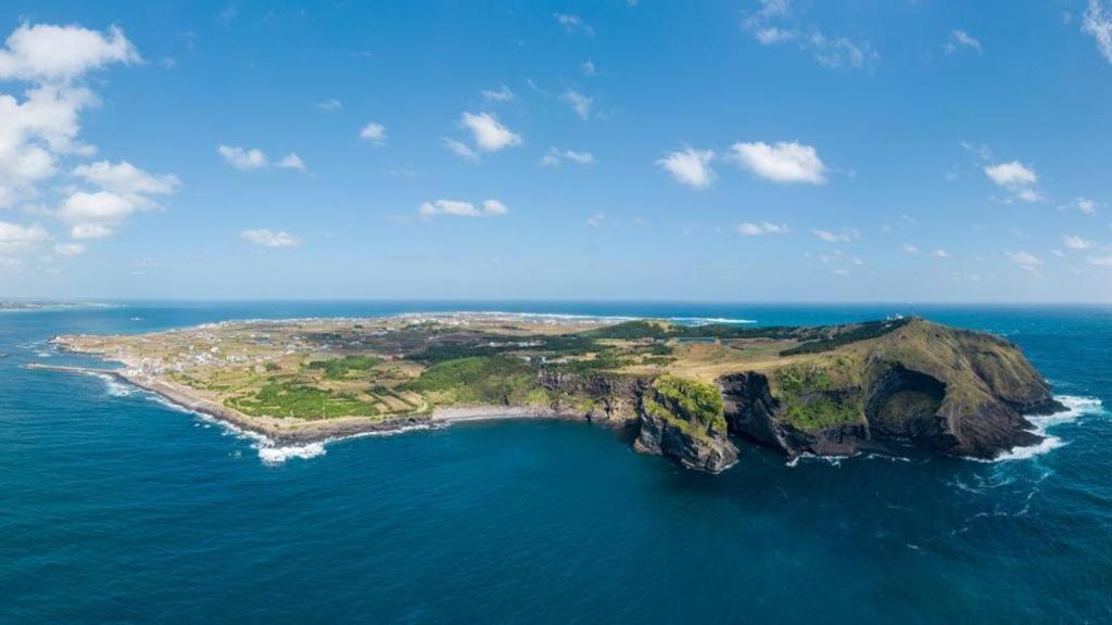 Hotel Aroha Jeju Согвіпо Екстер'єр фото