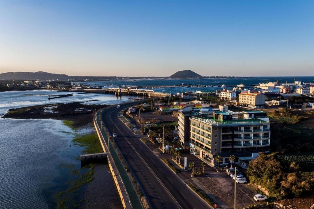Hotel Aroha Jeju Согвіпо Екстер'єр фото