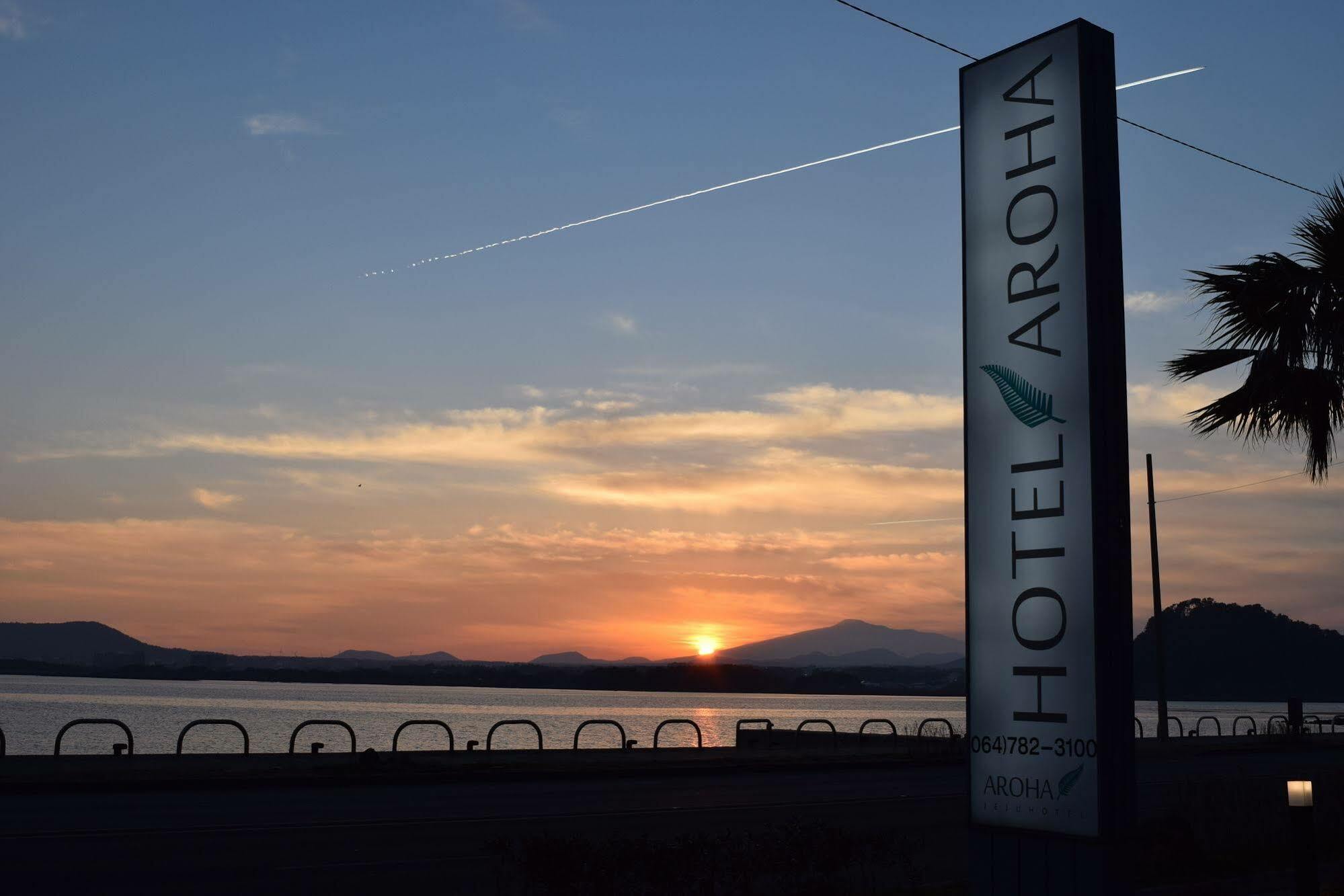 Hotel Aroha Jeju Согвіпо Екстер'єр фото